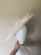 Load image into Gallery viewer, Ivory Feather Fascinator
